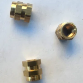 M5 8mm Hex çakma insert Somun